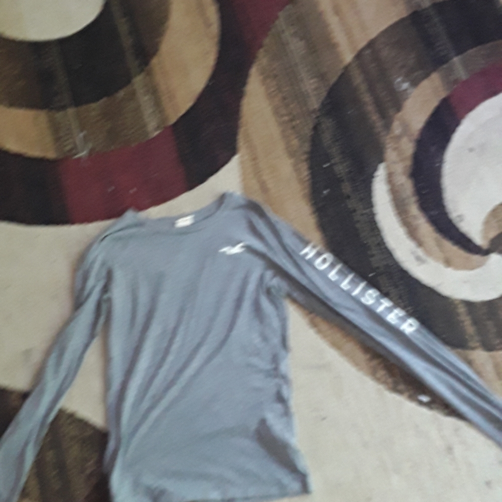 Hollister Shirt